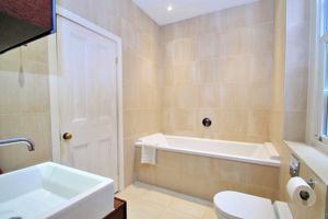 Photo 27- click for photo gallery